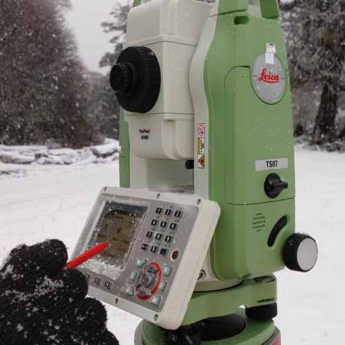 توتال استیشن لایکا Leica TS07